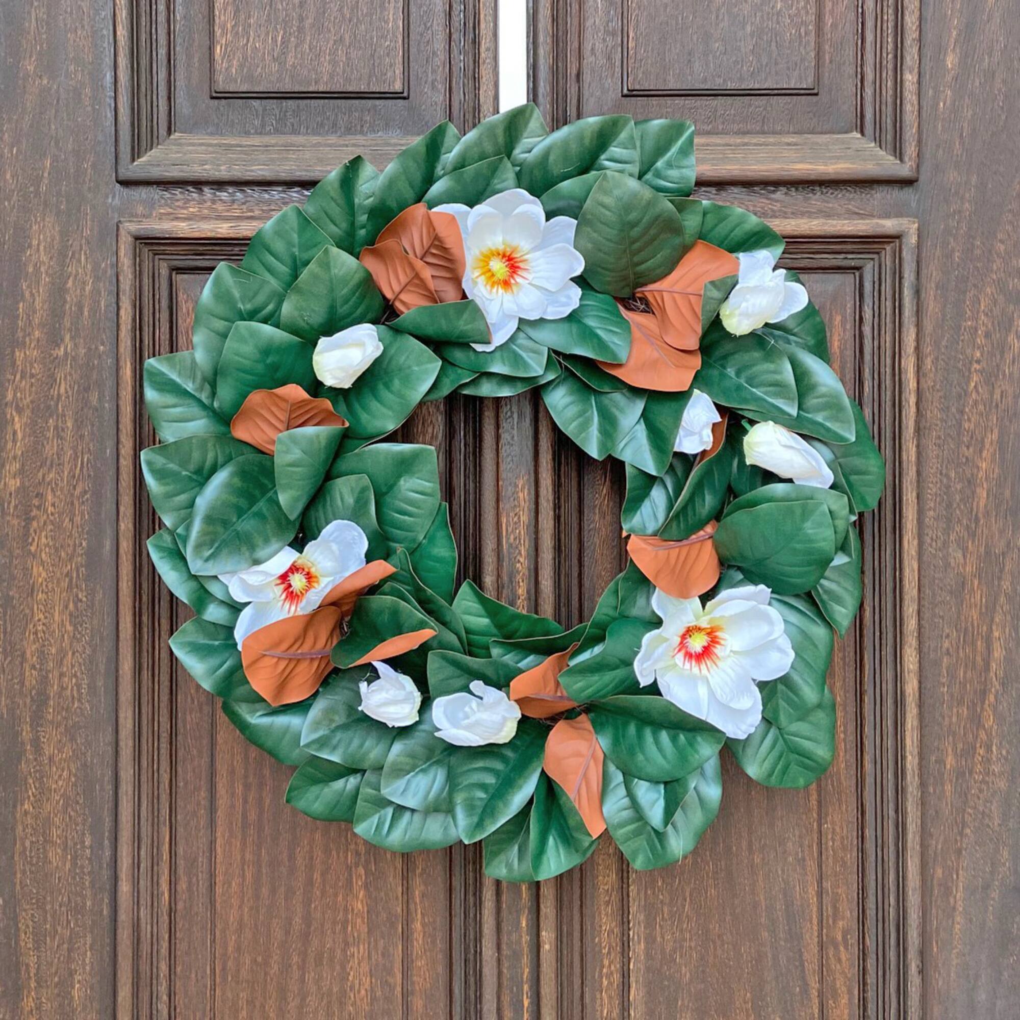 24" Magnolia Wreath